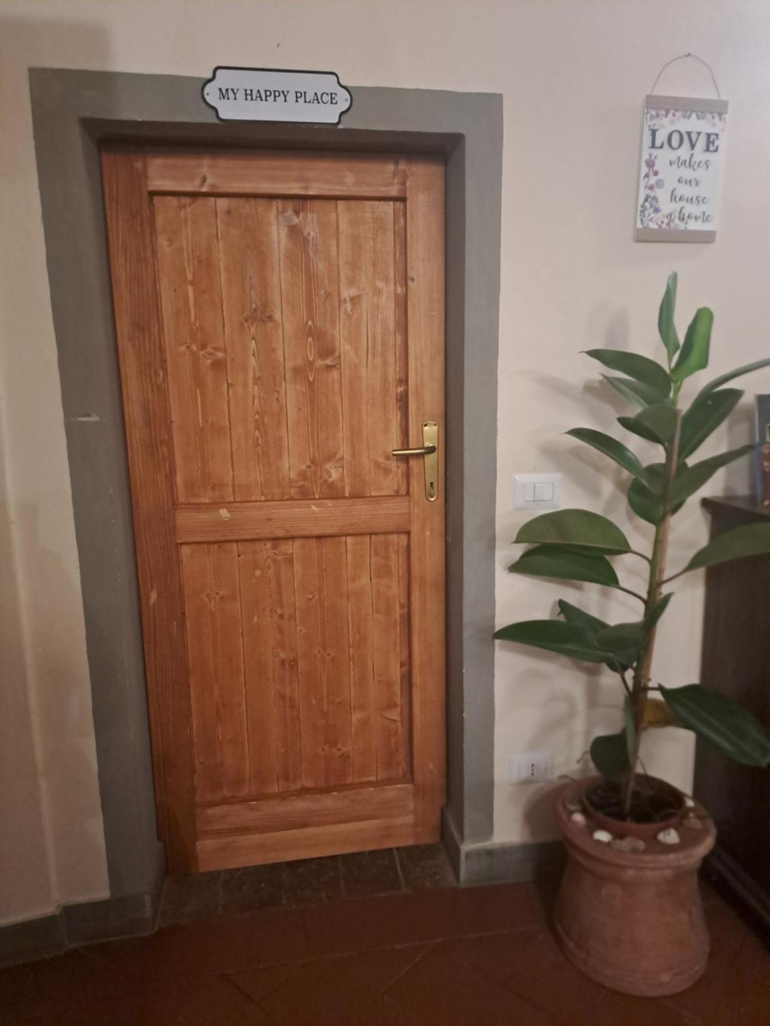 Sunshine Suites Florenz Zimmer foto