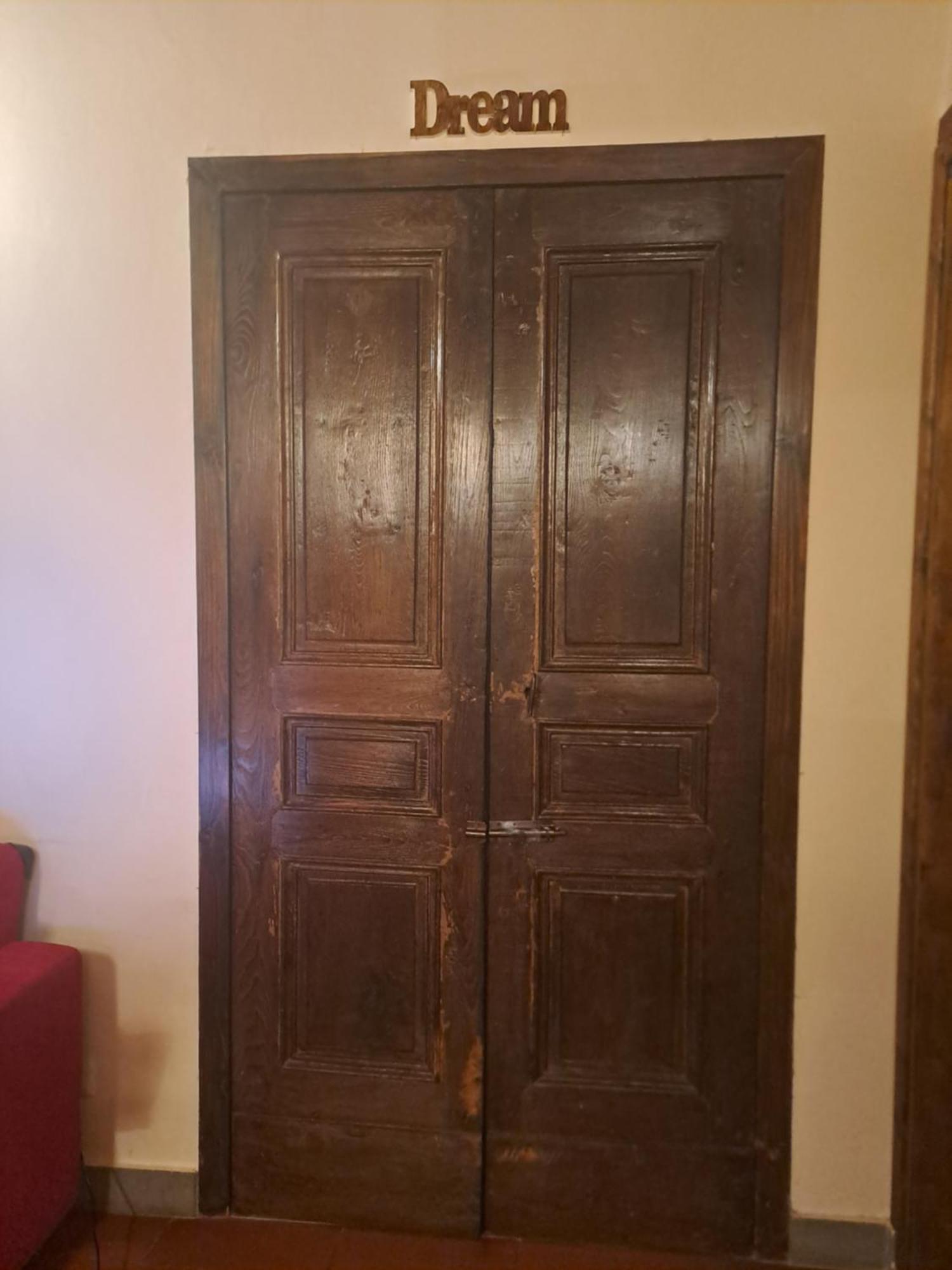 Sunshine Suites Florenz Zimmer foto